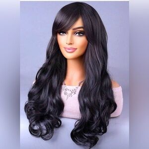 ✨ NWT Elegant Black Wavy Hair Wig 26”